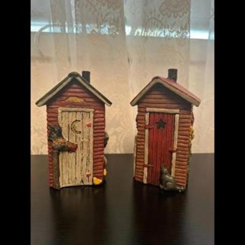 Charming Rustic Miniature Outhouse Figurines